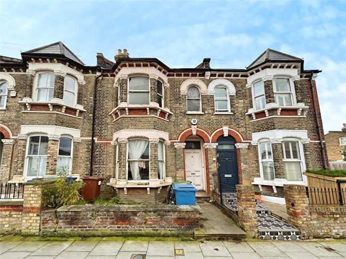 Terraced House For Sale In Goodrich Road, London, SE22