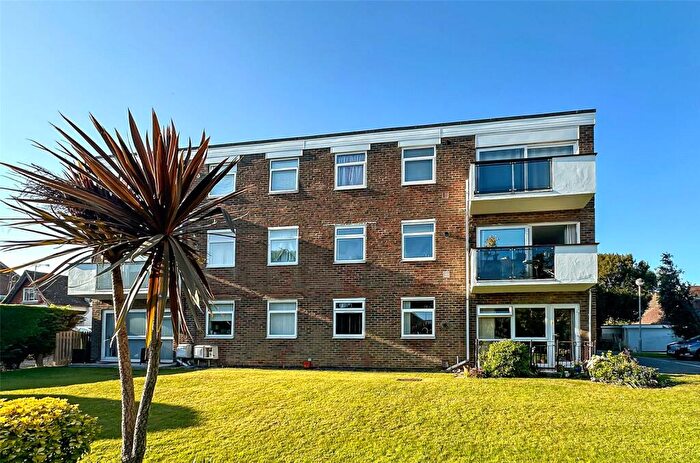 2 Bedroom Apartment For Sale In Clare Lodge, Sea Lane, Rustington, West Sussex, BN16