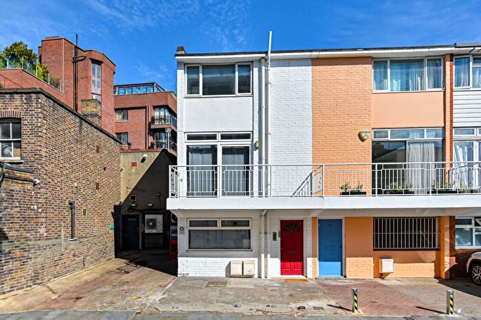 3 Bedroom End Terrace House For Sale In Childs Street, Earls Court, London, SW5