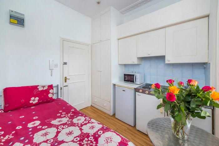 Studio To Rent In Oakley Street, London SW3