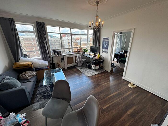 1 Bedroom Flat To Rent In Prince Albert Road, London, NW8