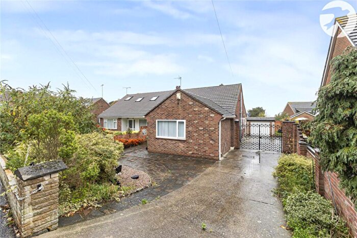3 Bedroom Bungalow For Sale In Hedge Place Road, Greenhithe, Kent, DA9