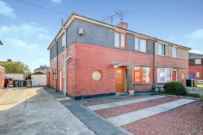 3 Bedroom Semi-Detached House To Rent In St. Cuthberts Road, Wallsend, Tyne And Wear, NE28