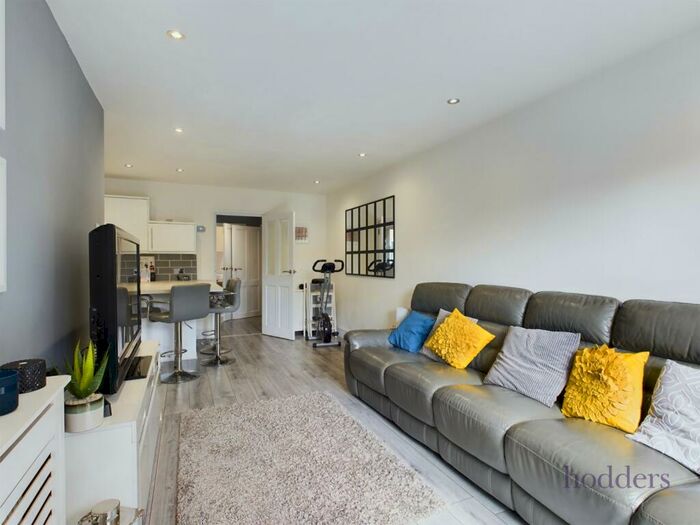 2 Bedroom Apartment To Rent In New Haw, Addlestone, KT15