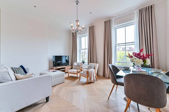 2 Bedroom Flat To Rent In South Hampstead, South Hampstead, London, NW6