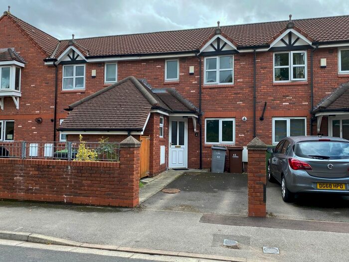 2 Bedroom Property To Rent In St. Peters Road, Rock Ferry, Birkenhead, CH42