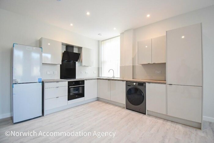 2 Bedroom Apartment To Rent In Thorpe Road, Norwich, Norfolk, NR1