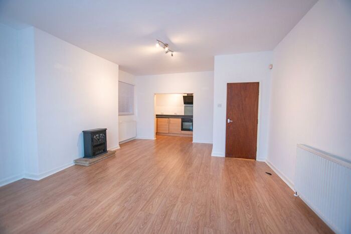 1 Bedroom Flat To Rent In Westbourne Avenue, Princes Avenue, Hull, HU5