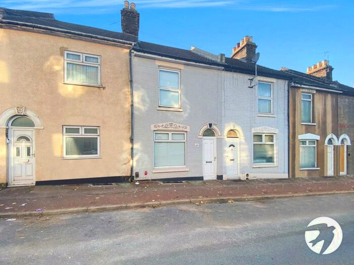2 Bedroom Terraced House To Rent In Thorold Road, Chatham, ME5