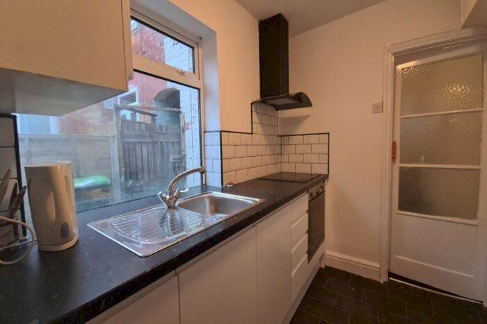 3 Bedroom Terraced House To Rent In Ethel Street, Smethwick, B67
