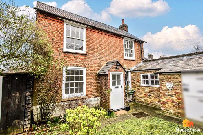 2 Bedroom Detached House For Sale In George Street, Chesham, HP5