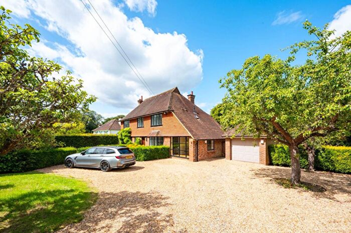 5 Bedroom Detached House To Rent In Fairway, Merrow, Guildford, GU1