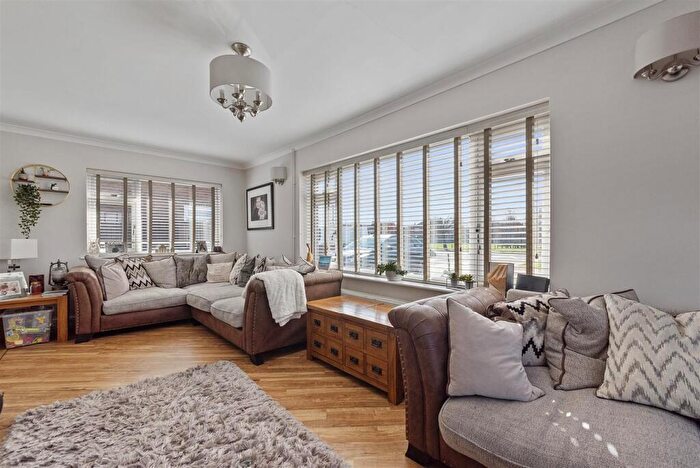 4 Bedroom Detached Bungalow To Rent In Scarle Lane, Eagle, Lincoln, LN6