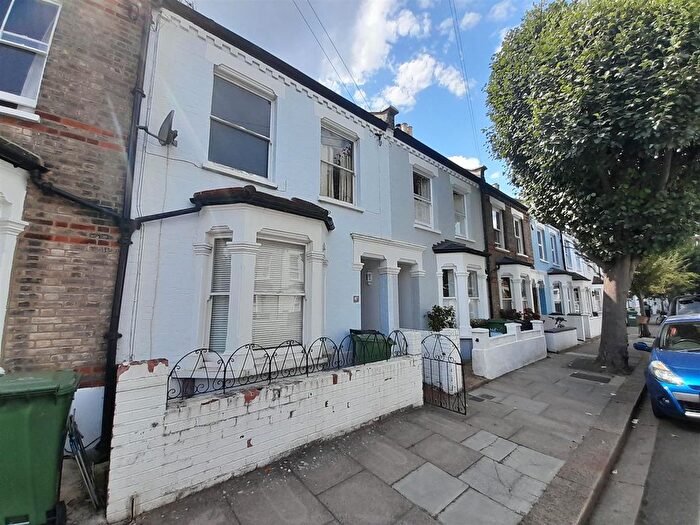 5 Bedroom Terraced House To Rent In Tasso Road, Hammersmith, London, W6