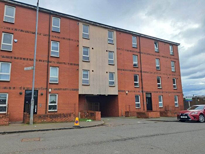2 Bedroom Flat To Rent In Maukinfauld Road, Glasgow, G32