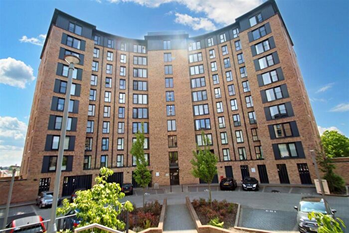 1 Bedroom Apartment To Rent In Lincoln Apartments, Lexington Gardens, Birmingham, B15
