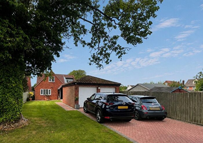4 Bedroom Detached House For Sale In Elmbridge Road, Gloucester, GL2