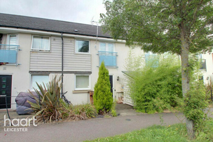 1 Bedroom Coach House For Sale In Brompton Road, Leicester, LE5