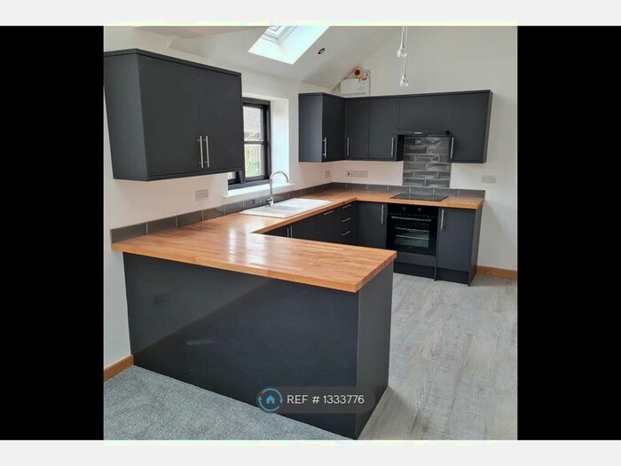 2 Bedroom Detached House To Rent In Franks Road, Lutterworth, LE17