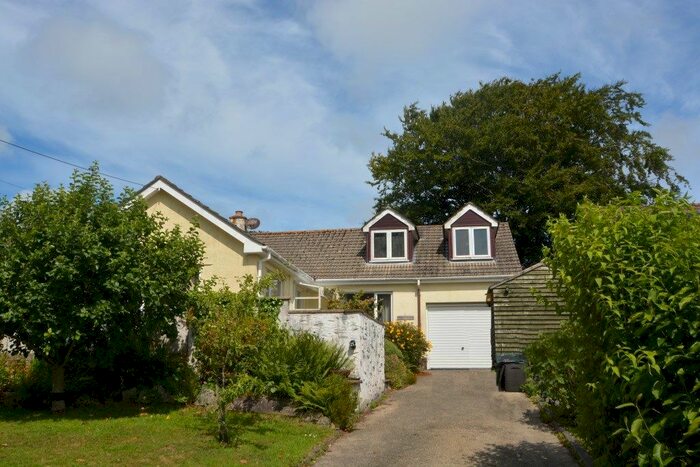 3 Bedroom Bungalow For Sale In Carnkie, Helston, TR13