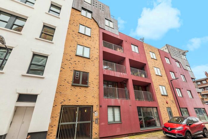 2 Bedroom Flat To Rent In Disney Place, London SE1