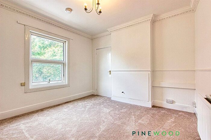 1 Bedroom Flat To Rent In High Street, Clay Cross, Chesterfield, Derbyshire, S45