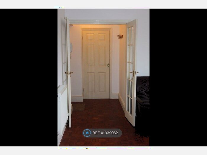 1 Bedroom Flat To Rent In Sunningdale, London, W13