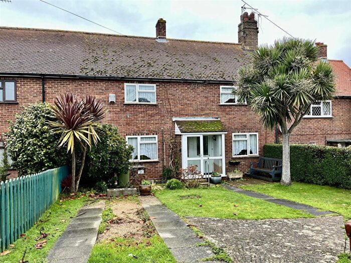3 Bedroom Terraced House For Sale In Elms Lane, Pett, Hastings, TN35