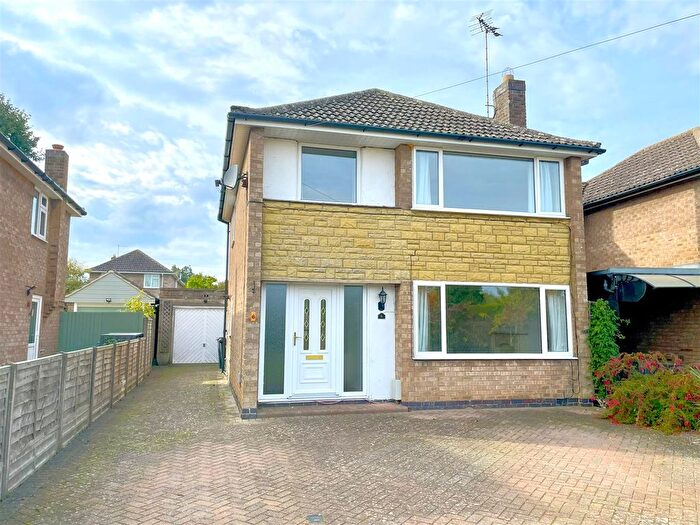 3 Bedroom Detached House For Sale In The Nook, Stamford, PE9