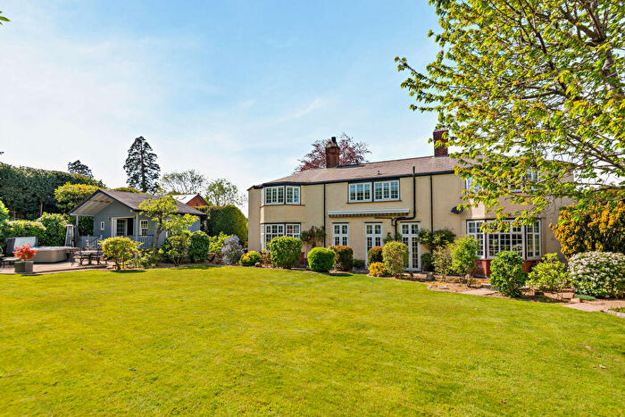 5 Bedroom House For Sale In London Road, Bagshot, GU19