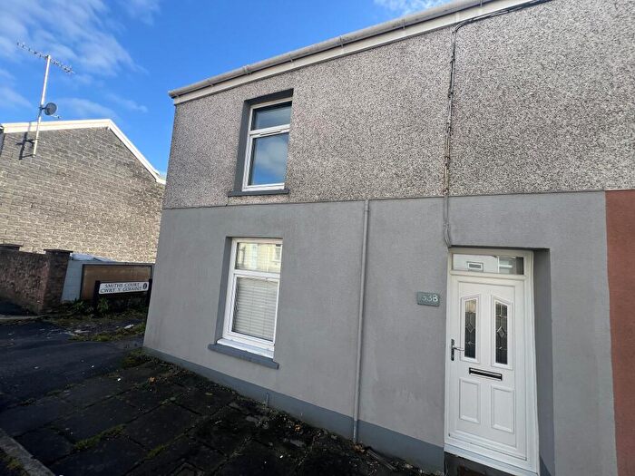 1 Bedroom Flat To Rent In High Street, Dowlais Top, Merthyr Tydfil, CF48