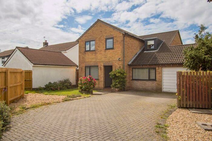 4 Bedroom Detached House To Rent In Bittern Way, Penarth, CF64