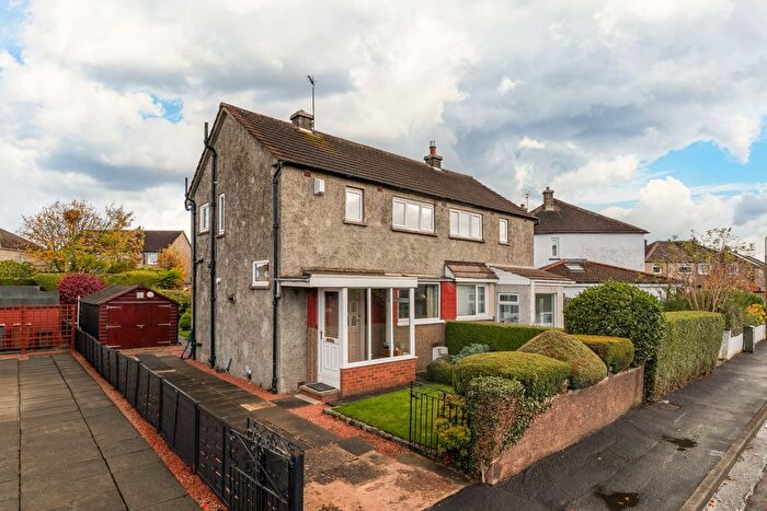 2 Bedroom Villa For Sale In Wester Broom Drive, Edinburgh, EH12