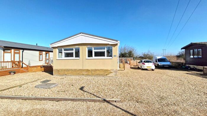 3 Bedroom Park Home For Sale In Main Road, Tallington, Stamford, PE9