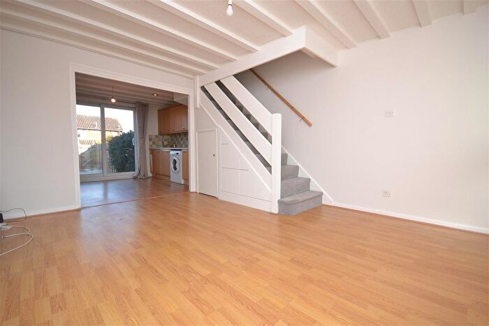 2 Bedroom Terraced House To Rent In Chilcombe Way, Lower Earley, Reading, RG6