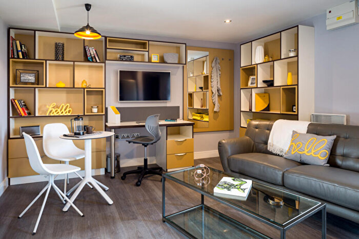 1 Bedroom Flat To Rent In Leeds, Leeds, LS6