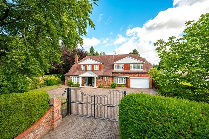 5 Bedroom Detached House For Sale In Heybridge Lane, Prestbury, Macclesfield, Cheshire, SK10