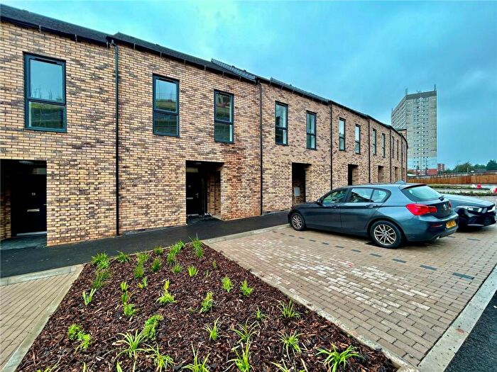 2 Bedroom Flat To Rent In Parkes Avenue, Balsall Heath, B12