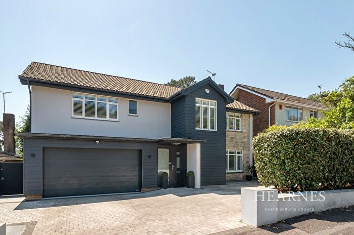 5 Bedroom Detached House For Sale In Leven Close, Talbot Woods, Bournemouth, BH4