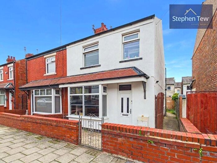 3 Bedroom Semi-Detached House For Sale In Nuttall Road, Blackpool, FY1