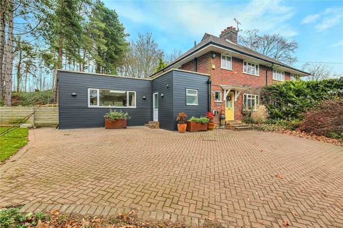 4 Bedroom Semi-Detached House To Rent In Westerham Road, Westerham, Kent, TN16