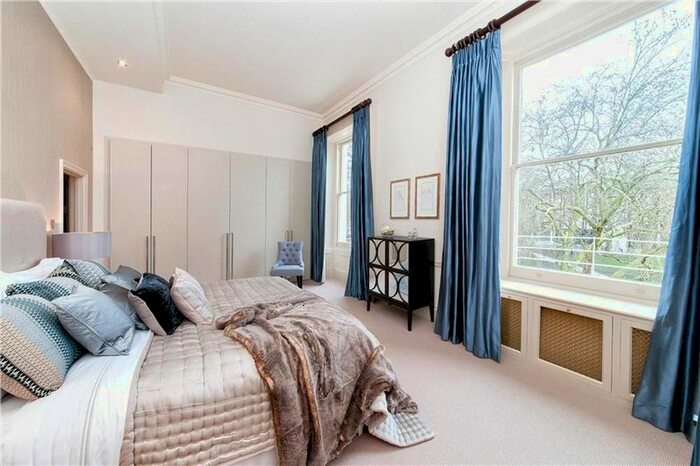3 Bedroom Flat To Rent In Princes Gate, South Kensington, SW7