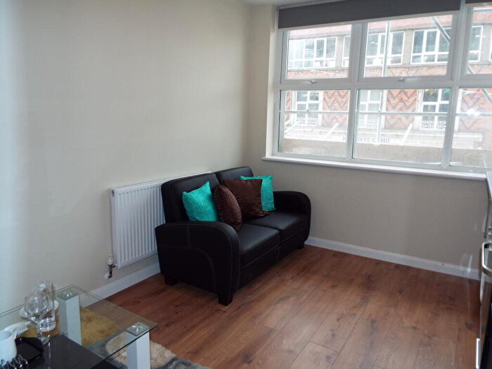 2 Bedroom Apartment To Rent In Kimberley House, Leicester, LE1