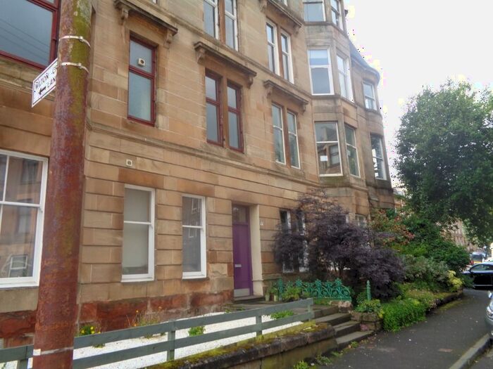 3 Bedroom Flat To Rent In Wilton Street, Glasgow, G20