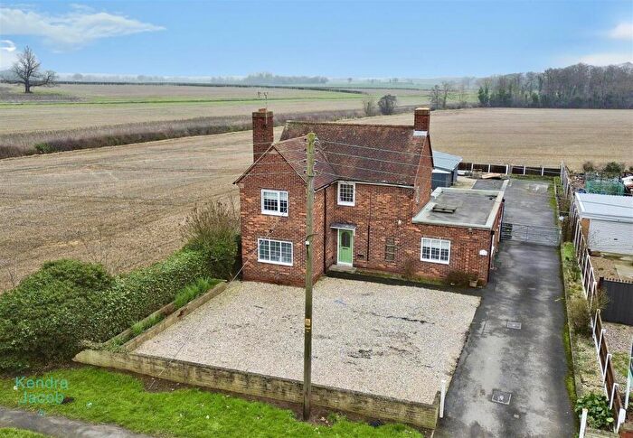 3 Bedroom Detached House For Sale In Doncaster Road, Costhorpe, Worksop, S81