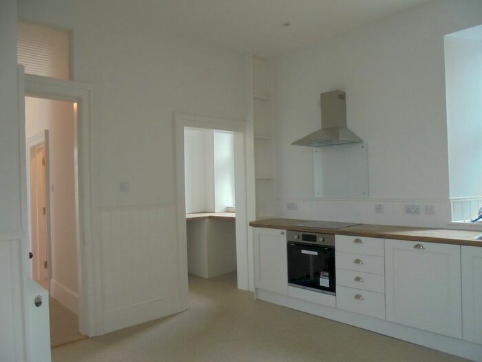 2 Bedroom Flat To Rent In Bridgend Close, Dingwall, IV15