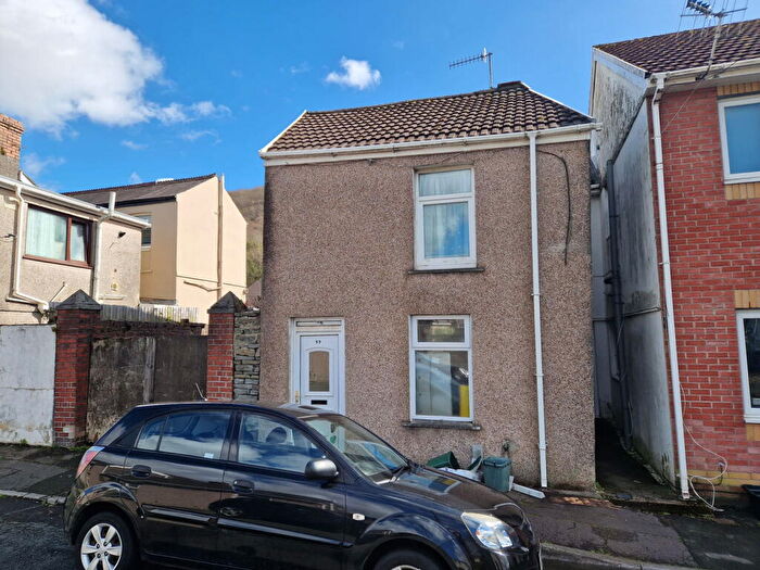 2 Bedroom Detached House For Sale In Hunter Street, Neath, SA11