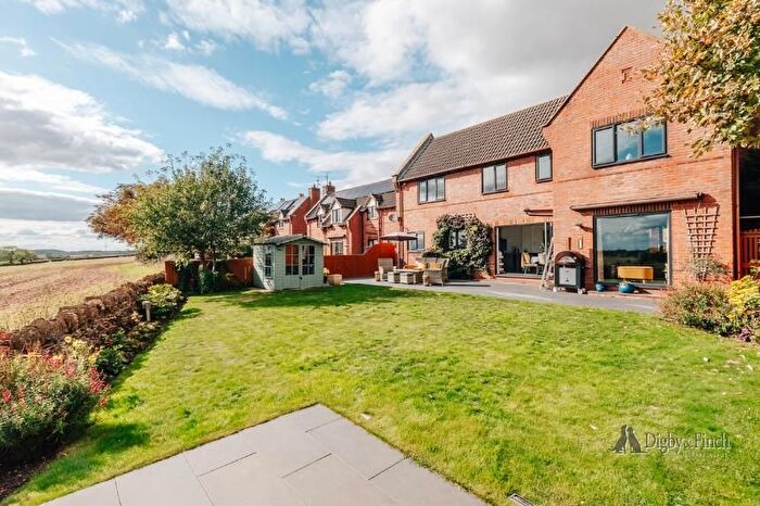 4 Bedroom Property For Sale In Farriers Way, Carlby, Stamford, PE9