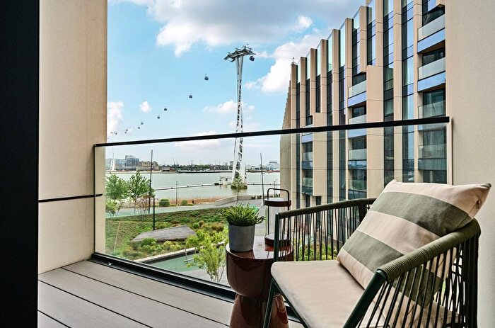 2 Bedroom Flat For Sale In Peninsula Riverfront, Cutter Lane, Greenwich Peninsula, SE10