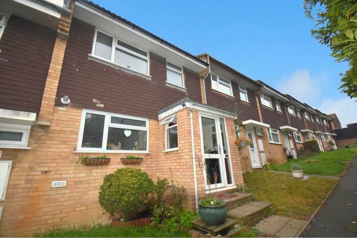 3 Bedroom Terraced House To Rent In Panters Swanley, BR8